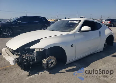 2015 Nissan 370Z Base z USA, uszkodzony, nr VIN JN1AZ4EH5FM444155